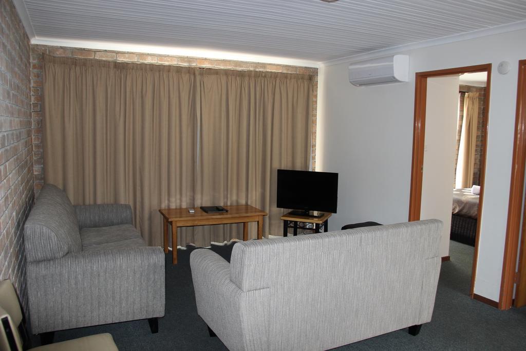 Ocean View And Motel